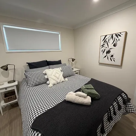 Grevillea Cottage-2